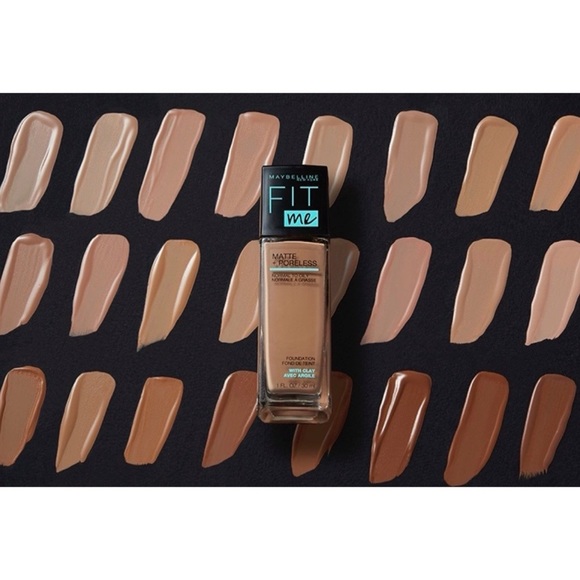 Soft Sand #124, Maybelline Fit Me Matte + Poreless Foundation - Picture 4 of 5